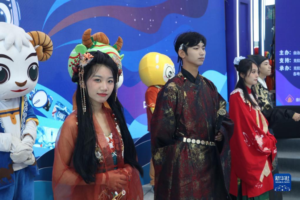 百乐牛牛怎么看的